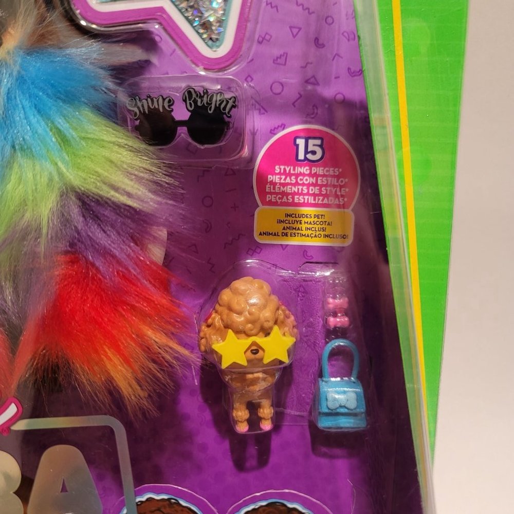 Barbie Extra #1 Rainbow Coat Dog & Accesories Collectable - Picture 3 of 5